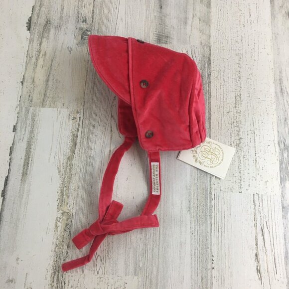 The Beaufort Bonnet Company Barringer Bonnet Red Velveteen Baby Boys M 9 to 24 M - Picture 1 of 10